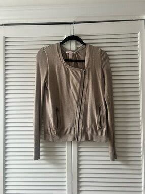 Victoria's Secret Taupe Knit Top